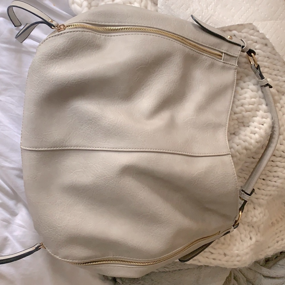BoHo style off-white leather bag-Clean in & out